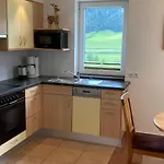 Apartment In Near Lift